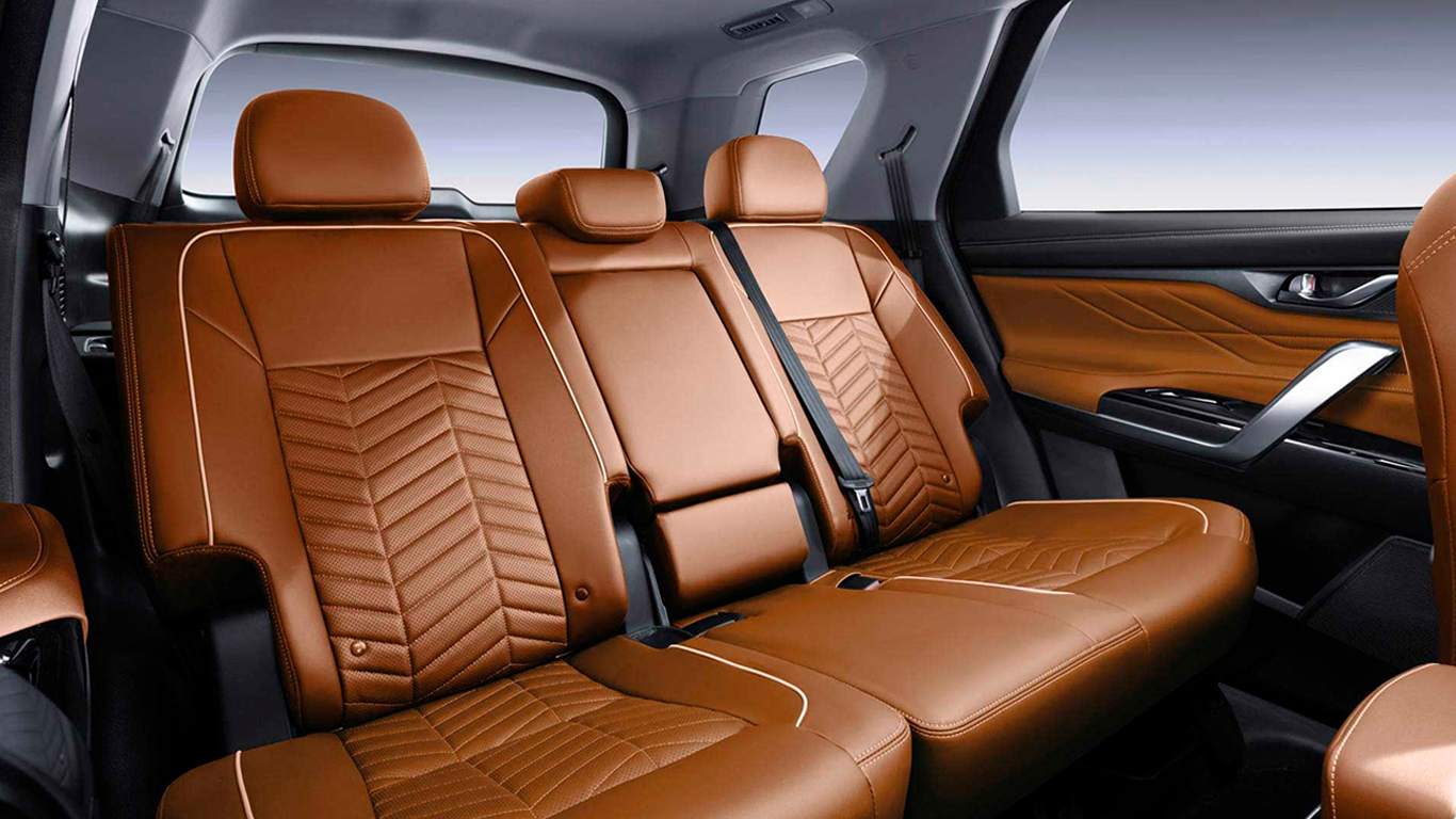 CS95_Plus_interior4